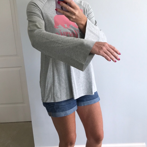 Grey, Long Sleeve ‘California’ Pullover Top - Picture 4 of 8